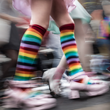 Laufschritt II, 2015

Pigmentprint auf Leinwand, 75x75cm
1/5, rückseitig signiert und nummeriert

Ausrufpreis: 500,-